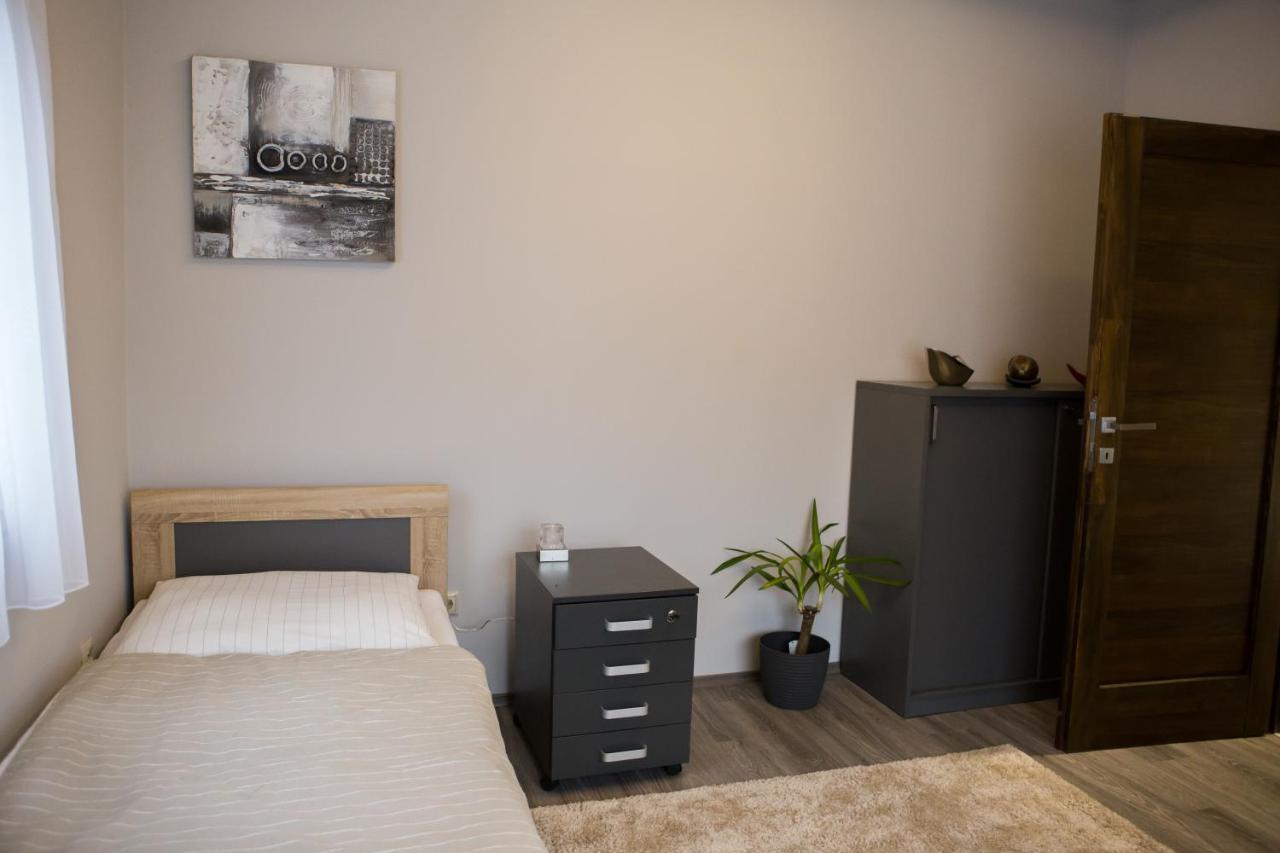 ソンバトヘイKikelet Apartmanアパートメント エクステリア 写真